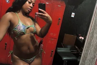 EXOTIC THICK SEX THERAPIST😍🍑 D... - Image 1