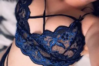 #1 Red Head Bomb Shell💣🔥Availa... - Image 3