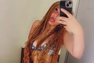 come hang wit a bad bih - 20 - Image 1