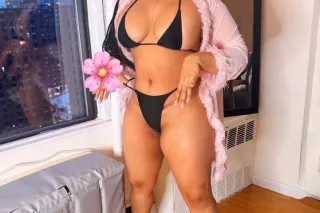 HOT LATINA. Only/delivery Full... - Image 1