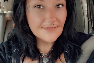 Freaky Native Hottie - Image 3