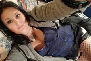 Freaky Native Hottie - Image 4