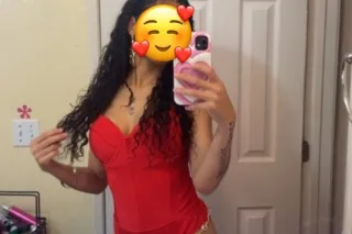 🌟YOUR FAVORITE BUTTERFLY IS IN... - Image 2