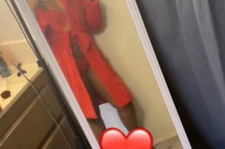 wanna have a discreet unrushed... - Image 4