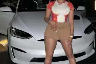 💕💕💕💕😘😘PRETTY YOUNG THANG IN TO... - Image 2