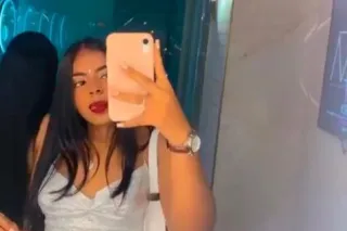 cute and sexy latina available... - Image 1