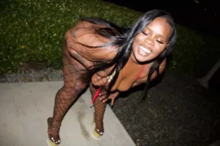 INCALL/OUTCALL YOUR TREAT 🍫 🫦 ... - Image 2