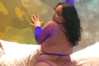 THICK FUN SIZE LATINA WITH FAT... - Image 4