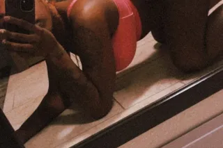 Cashmere Milani ⭐⭐⭐⭐⭐ Petite B... - Image 1