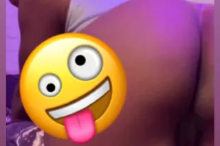 ITS GURL PHAT 💦💦 PHAT NEW IN T... - Image 1