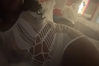 Available Now!!💞 Feelin lonely this Winter! 💝 Let me warm you up💝💋 - Image 3