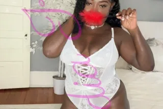 Throat Fuck Me 👅💦 Spank me whi... - Image 3