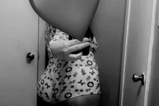 come closer and I'll cum harde... - Image 4