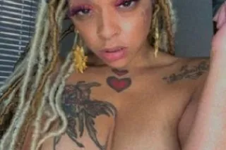 Only Add 👻Add My Snapchat.. seyfu8737 👉 ✅.Facetime Fun.. 👉🏻👌🏻Kissing lipsKissing lipsAnd Ready for incall or out call🚘car call🚗 AVAILABLE 24hrs💞 Video Sex Chat,NEW Video Content sell... - Image 3