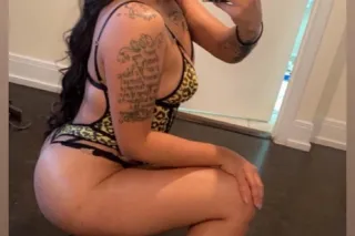 🌟✘o💜✘o💋★♛💜ᑭeᖇᖴeᑕt💕 Sexy Latina... - Image 1