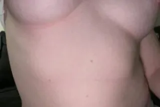 SEXYY REDHEAD 😍😍 Available now 😘 - Image 7