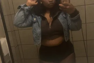 CHRISTMAS SPECIAL 😻💦🎊 - Image 2