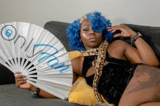 ebony goddess seeking particip... - Image 1