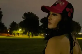 Sexy thick white girl just lan... - Image 4