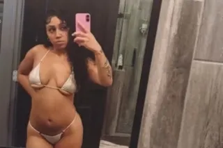 🌟Ready 4 Hookup💕 I’m 22 bby 😍 ... - Image 2