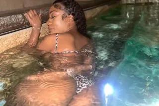 Best Around 🫶 Finest In Town 🥂 - Image 1