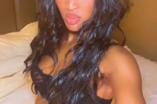 6ft tall girl, climb the tree ... - Image 3