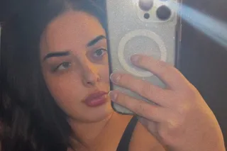 MIDDLE EASTERN GIRLY IN TOWN F... - Image 4