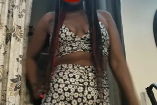 Sexy, Fun Gal - 31 - Image 2