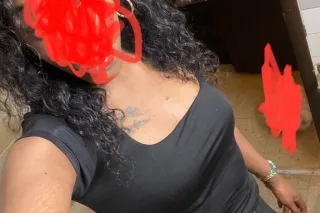 Sexy, Fun Gal - 31 - Image 1