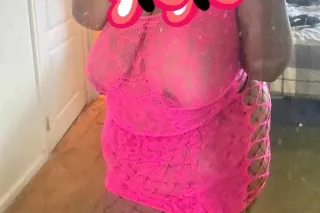 BIGGEST TITTIES AROUND TOWN COME SLUT ME OUT - Image 6