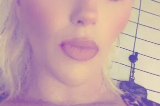 lick me,tease me,fuck me good,... - Image 1