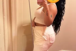 Sweet, Friendly & Ready to Mee... - Image 3