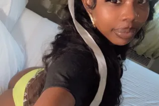 😋😘EXTREME CHOCOLATE 🍫 SEXY WET💦CUM 2 UR BEST YET 🥰👣💋 - Image 1