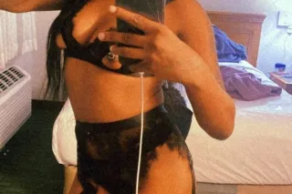 💦THROAT PRINCESS💦PRETTY & PETITE BROWNSKIN SLUT👅😻 - Image 6