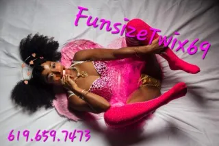 INCALLS 🎀🧸4’6" & 89 lbs 💖🍭 THR... - Image 1