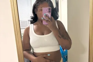 hey daddy looking for a girl t... - Image 1