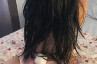 available hot latina - Image 6