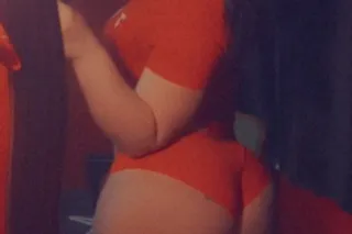 SEXY ITALAIN CURVY BODY OF S G... - Image 4