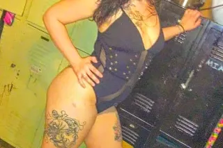 SEXY ITALAIN CURVY BODY OF S GODNESS SMALL WASTE BADDIE ENT - Image 7