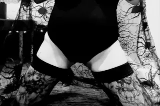 CUM SEE WHAT ALL THE FUSS IS A... - Image 3