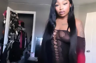 YOUNG SUBMISSIVE 😍 Petite mixed beauty 💕🧈BJ QUEEN 😍 CREAMY PUSSY🍭 AVAILABLE NOW! - Image 12
