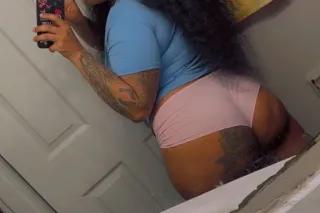 wet & slipper 😻💦💗😜 - Image 3