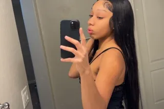 Spicy Carribean Hottie Available🌴💕😘 - Image 5