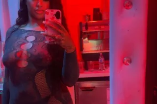 VISITING! Curvy Exotic RedBone... - Image 2