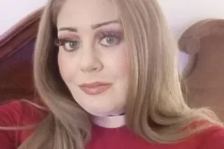 im bored, come on and keep me ... - Image 1