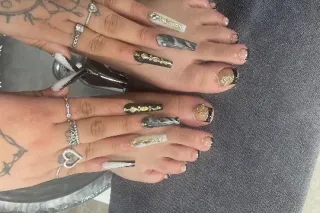 100% REAL video call required ... - Image 2