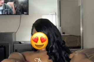 pretty n petite💕 sweet and sen... - Image 1