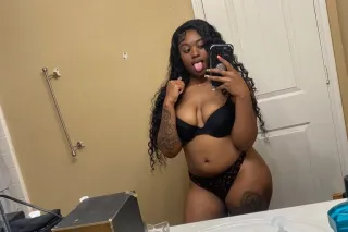 IM SO HORNY MY PUSSY THROBBING😈💦😩 - Image 8