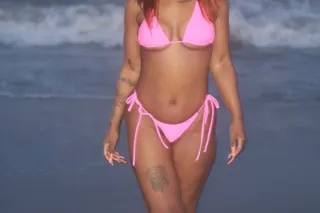 CREOLE&FILIPINO🇵🇭💋FAT BUTT💕NO GUT🤮☁THICK☁THIGHS👀GRIP TIGHT🫶CALI☀PUSSY😻 WET😉WARM 💦THROAT🧠🫶 - Image 5