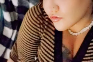 available for incall on west l... - Image 4